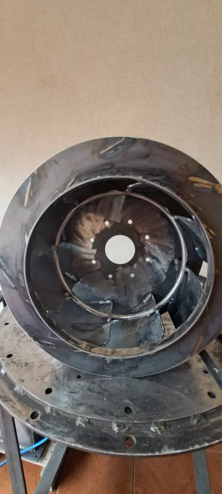 Rotor centrífugo em fabricação na caldeiraria